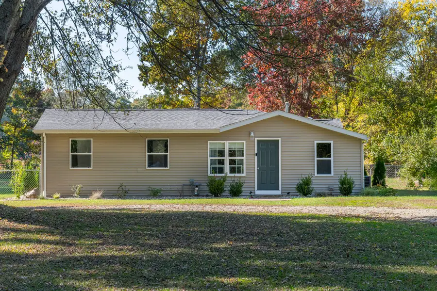 71212 State Line Road, Edwardsburg, MI 49112 - #2