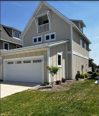 920 W Savidge Street Unit: 2, Spring Lake, MI 49456 - #1