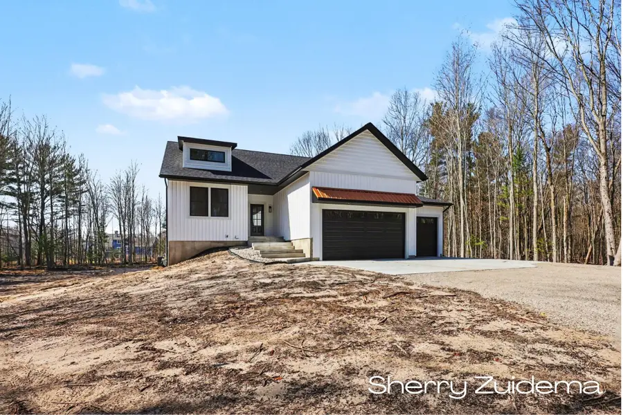 16229 148th Avenue, Spring Lake, MI 49456 - #3