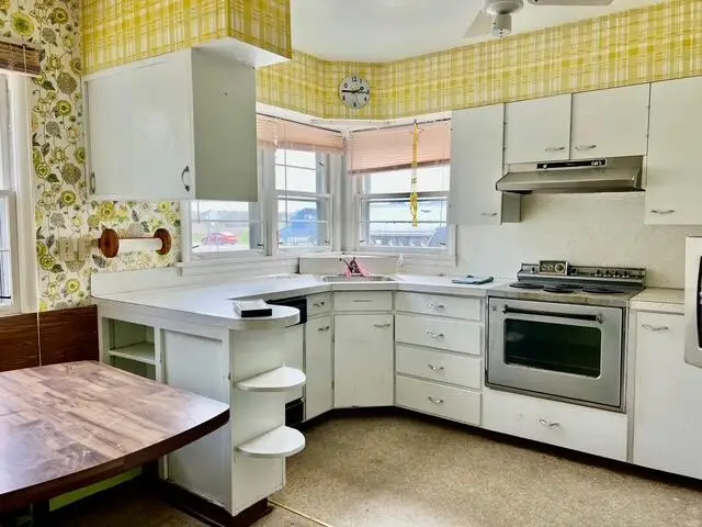 Address Withheld By Seller, Norton Shores, MI 49444 - Image #2