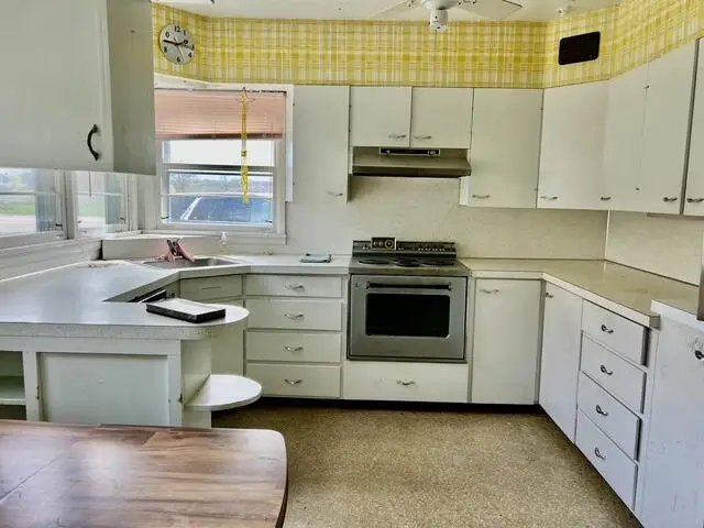 Address Withheld By Seller, Norton Shores, MI 49444 - Image #3