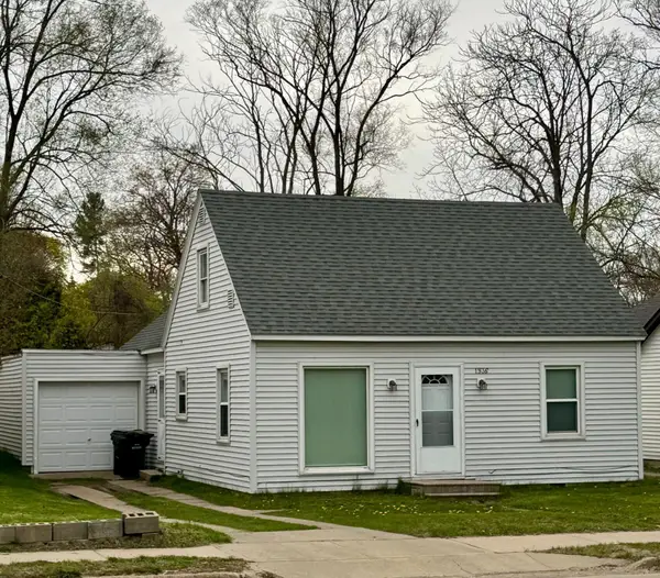 1936 W Sherman Boulevard, Muskegon, MI 49441