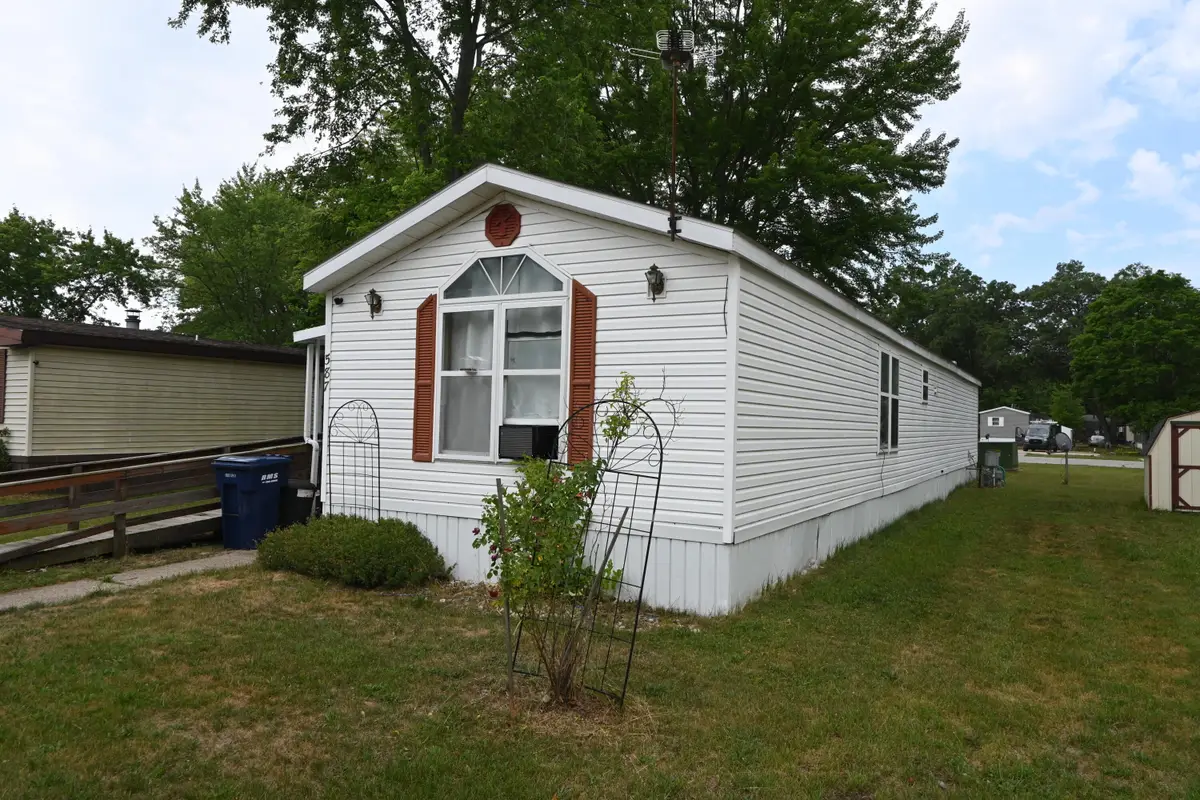 587 Harvest Lane, Muskegon, MI 49442 - #1