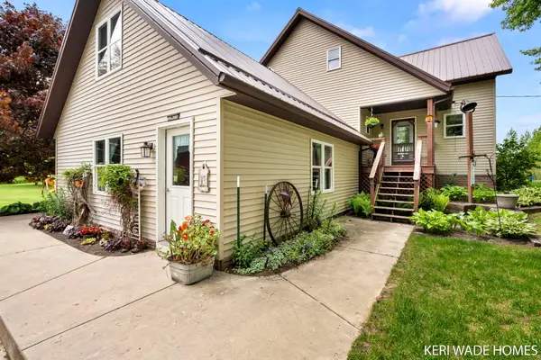 7253 Skeels Road, Holton, MI 49425