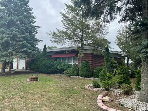 3246 Royal Oak Road, RooseveltPark, MI 49441