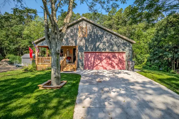 3125 Stratford Street, NortonShores, MI 49444