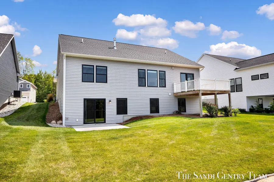 7271 Atwater Drive, Norton Shores, MI 49456 - Image #2