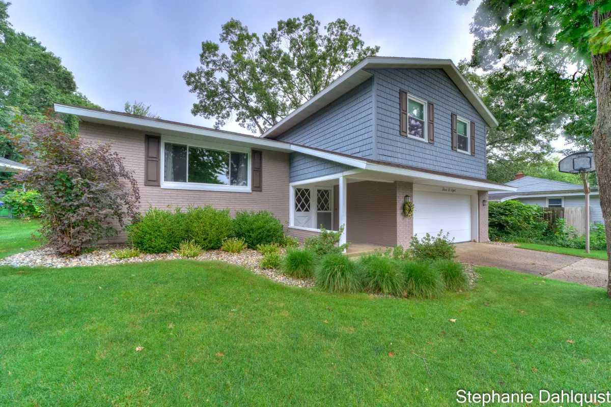 208 California, North Muskegon, MI 49445 - Image #1