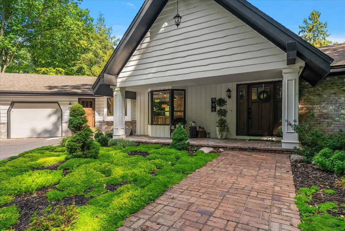 955 Kenwood Drive, Holland, MI 49423 - #1