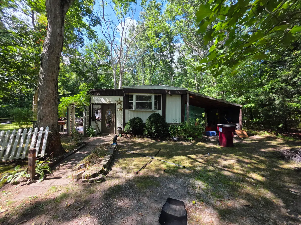 10831 Parkwood Drive, Montague, MI 49437 - Image #1