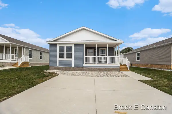 1283 E Ellis Road Unit: 19, NortonShores, MI 49441