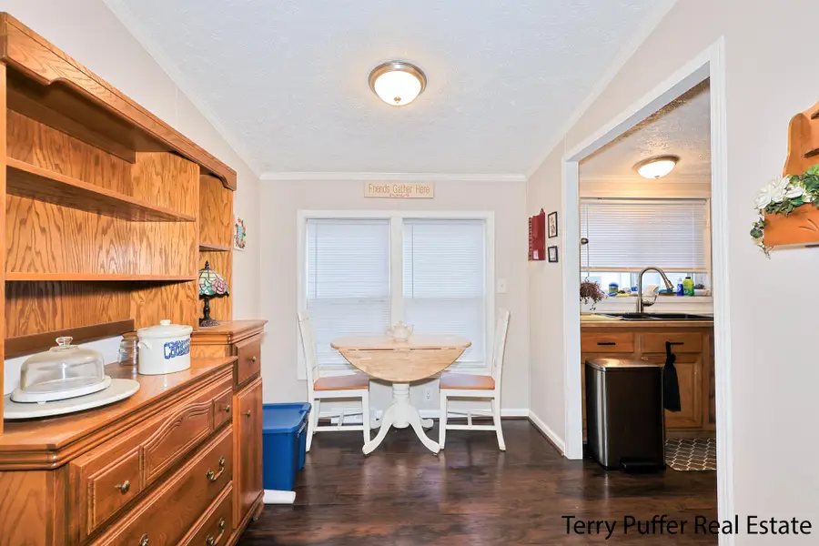 13345 Pinewood Drive, Grand Haven Charter Township, MI 49417 - Image #2