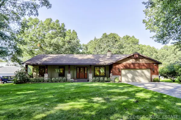 15843 Brucker Street, GrandHaven, MI 49417