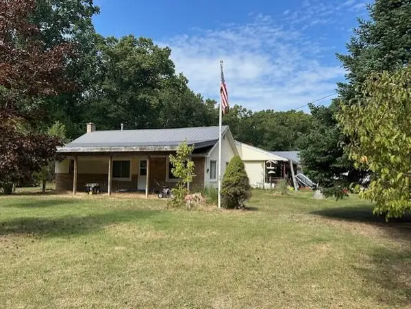 4176 E River Road, TwinLake, MI 49457