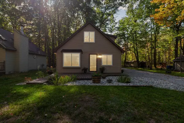 106 Kirkwood Drive, Roscommon, MI 48653