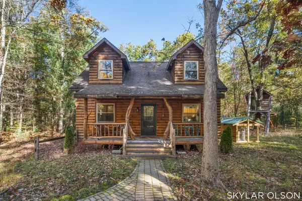 10711 N Tuttle Road, Unknown, MI 49411
