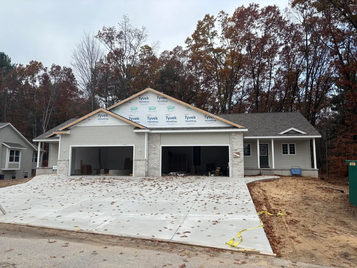 1515 W Addison Way, Muskegon, MI 49445 - Image #1