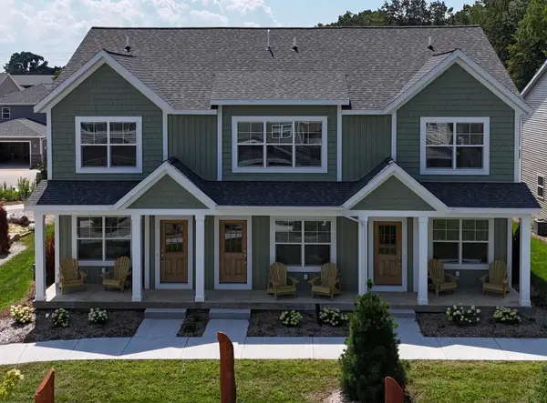 317 Vista Green Drive, Holland, MI 49423