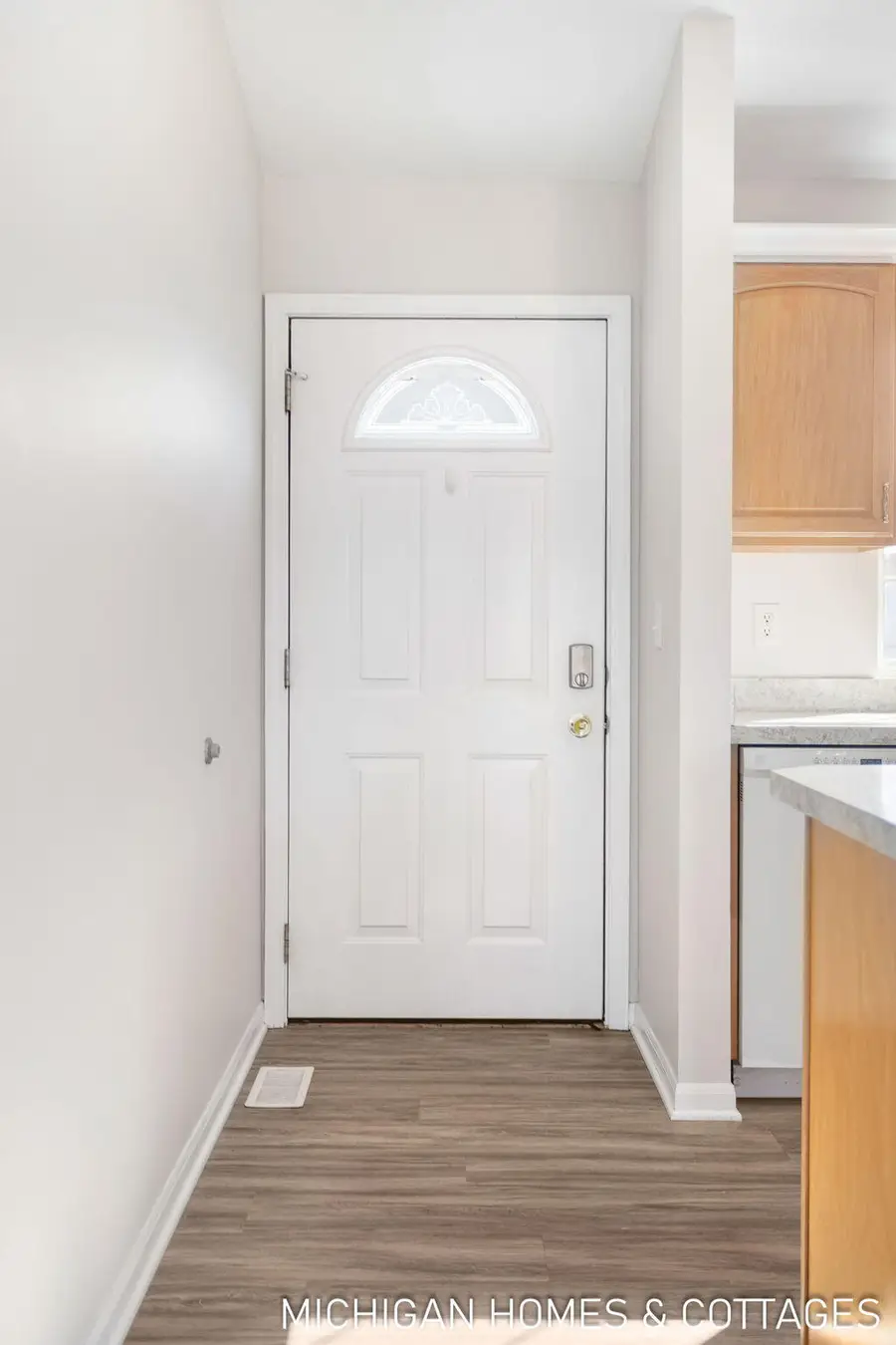 634 Wilshire Court, Holland, MI 49423 - Image #3