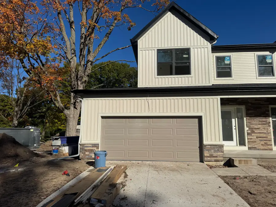 1989 S Shorewood Lane Unit: 25, Holland, MI 49423 - Image #2