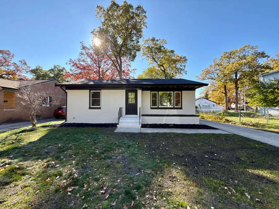 1385 Beardsley Avenue, Muskegon, MI 49441 - #2