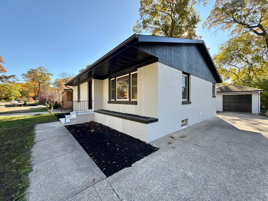 1385 Beardsley Avenue, Muskegon, MI 49441 - #3