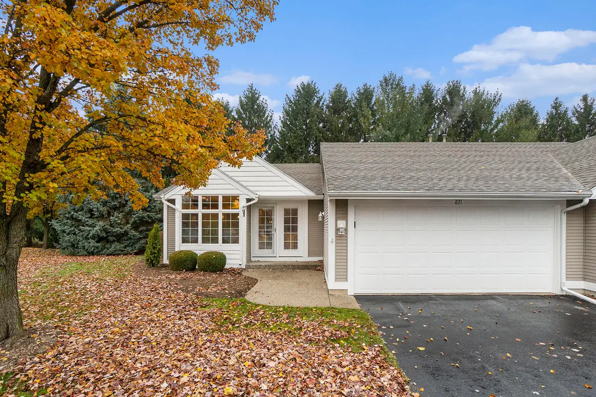 871 Clarewood Court, Holland, MI 49423 - Image #1
