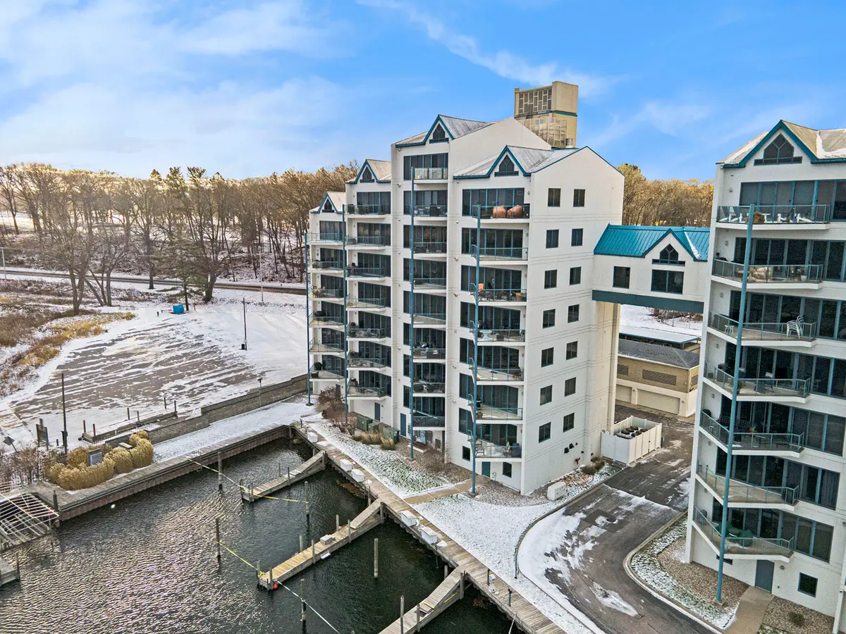 2964 Lakeshore Drive Unit: E403, Muskegon, MI 49441 - Image #1