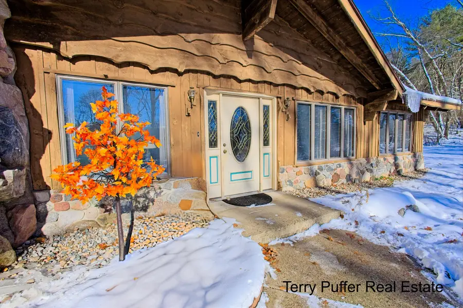 2291 20 Mile Road NW, Tyrone, MI 49330 - Image #3