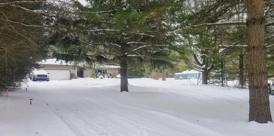 6340 Quarterline Road, Fruitport Charter Township, MI 49456 - Image #2