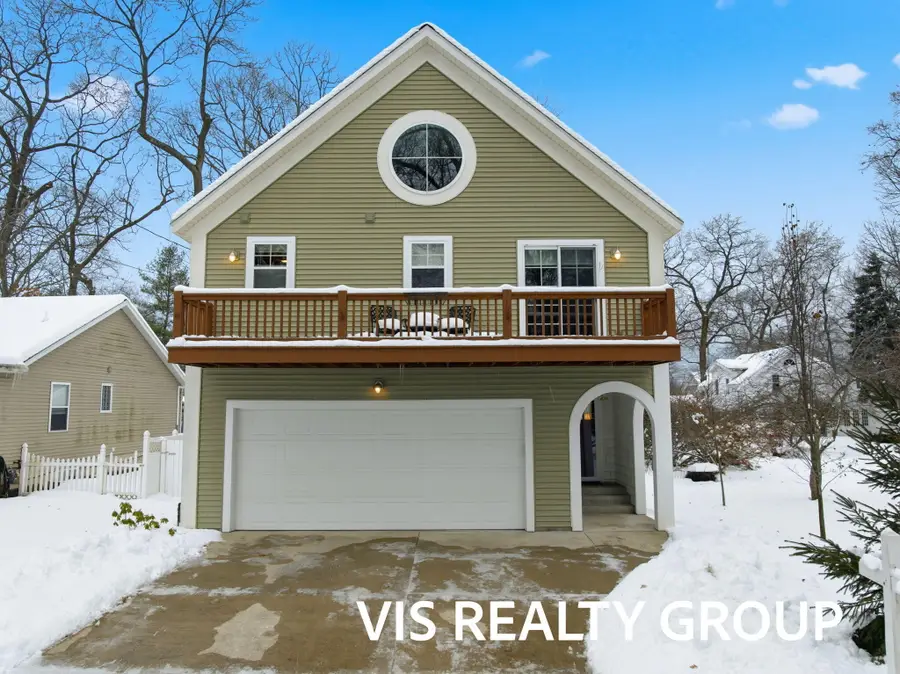 17323 Ottawa Avenue, Spring Lake Township, MI 49456 - Image #3