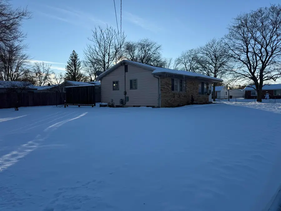 3725 Alpine Drive, Lansing, MI 48911 - Image #3
