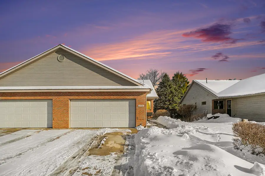 17574 Park Place Circle, Ferrysburg, MI 49456 - Image #3