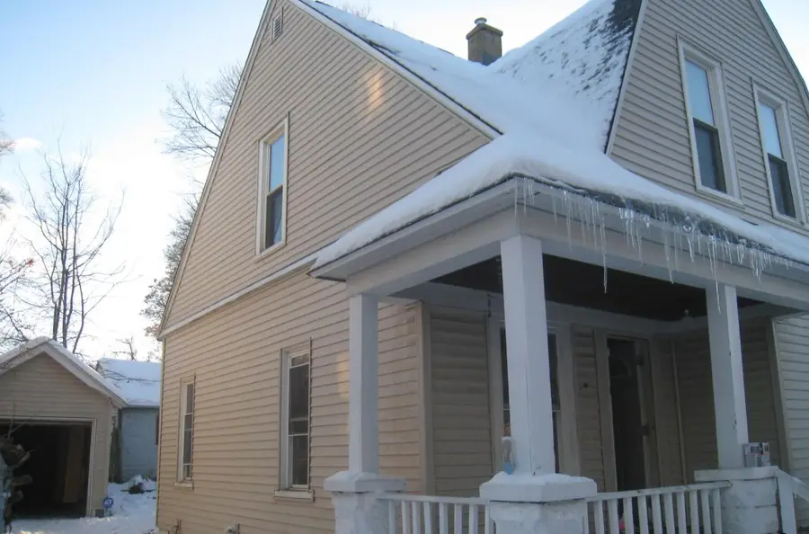 952 Logan Street SE, East Grand Rapids, MI 49506 - Image #2