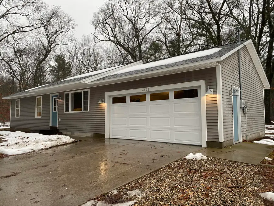 6494 Wildrose Way, Lakewood Club, MI 49457 - Image #2