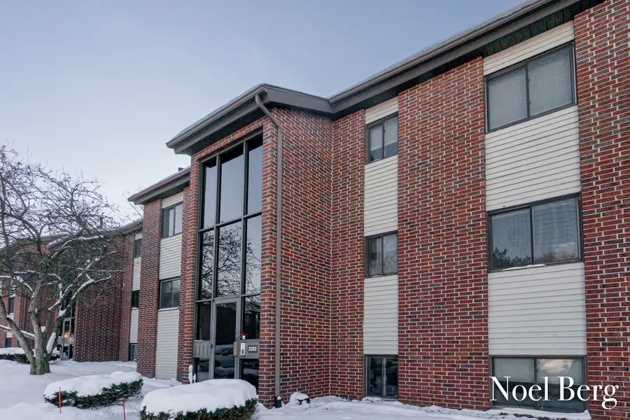 3392 Devonwood Hills NE Unit: E, Northview, MI 49525 - Image #2