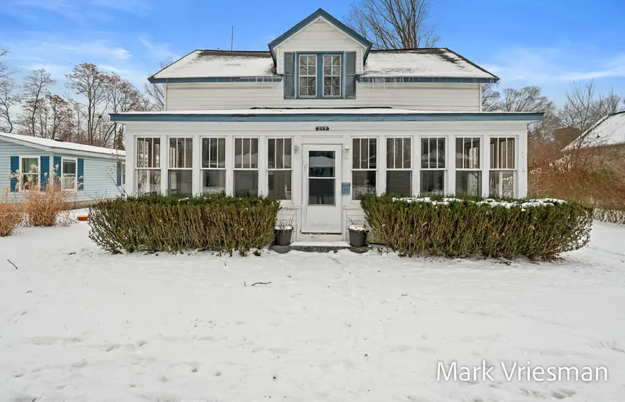 219 S Baldwin Street, Whitehall, MI 49461 - Image #3
