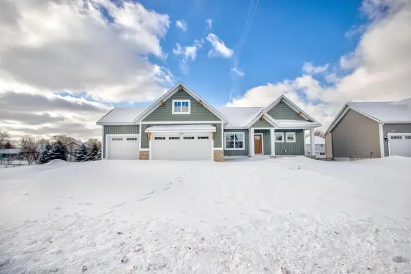 2735 Reagan Avenue, Zeeland, MI 49464