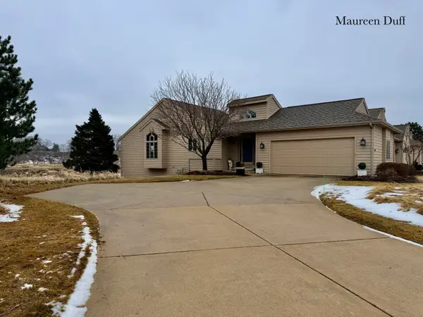 1554 E Harbour Towne Circle Unit: 73, Muskegon, MI 49441