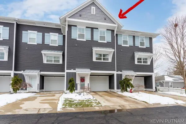 160 Keewatin Way Unit: Unit D/9, Douglas, MI 49406