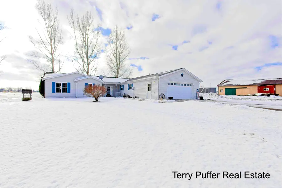 1497 W Grand River Avenue, Ionia, MI 48846 - Image #2