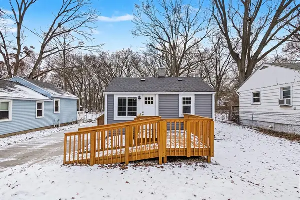 2731 Valk Street, NortonShores, MI 49444