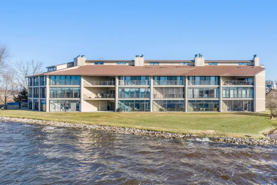 1198 S Lake Street Unit: 101, Whitehall, MI 49461 - Image #2