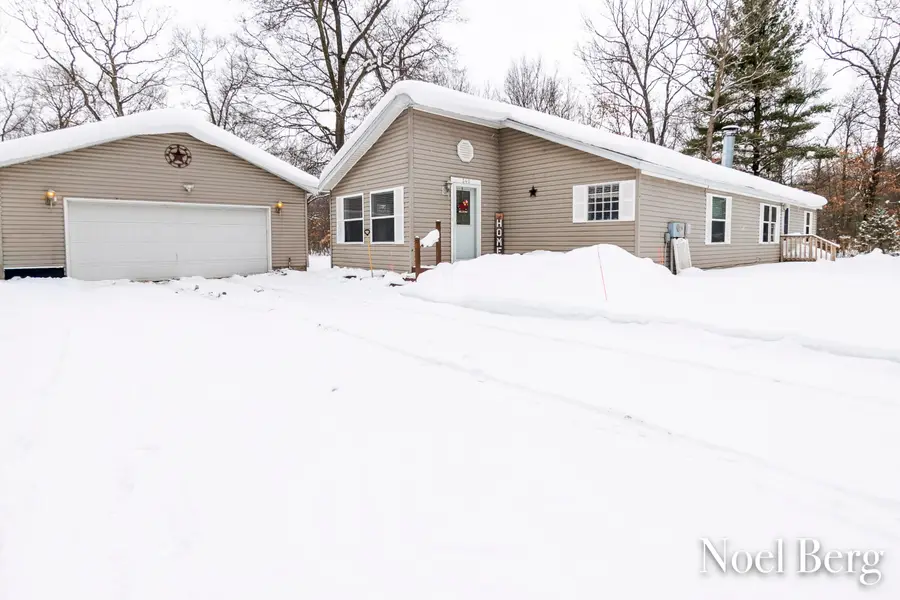 340 E River Road, Muskegon, MI 49445 - Image #3