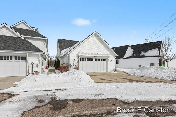 946 Boardwalk Cove Drive, Muskegon, MI 49441