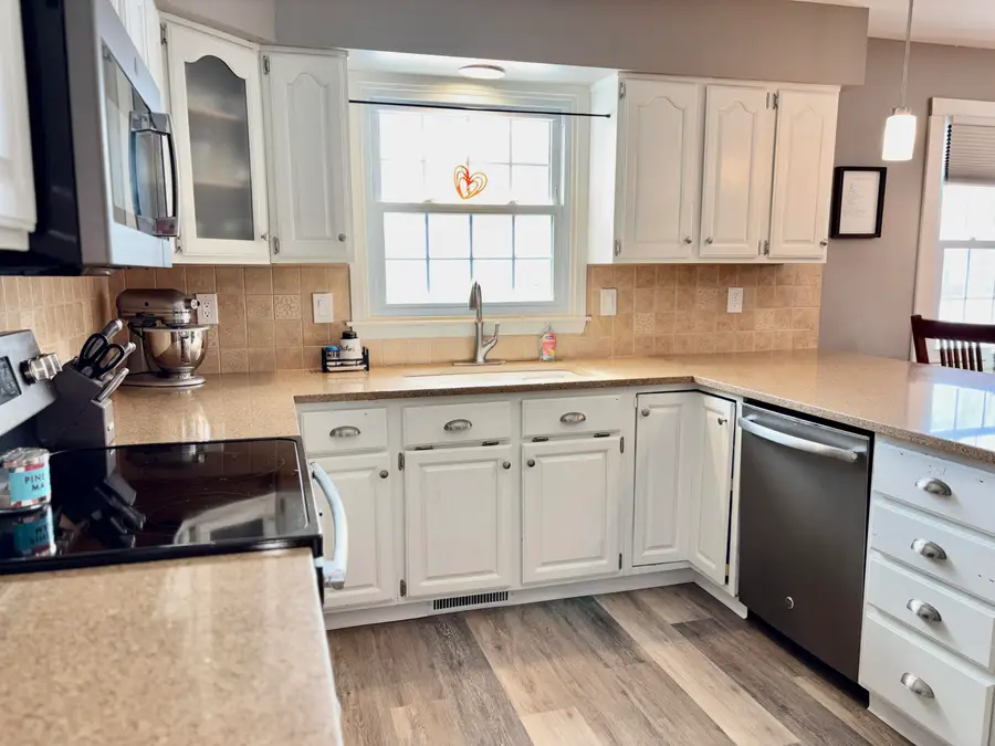 1324 Crandall Avenue, Norton Shores, MI 49441 - #2