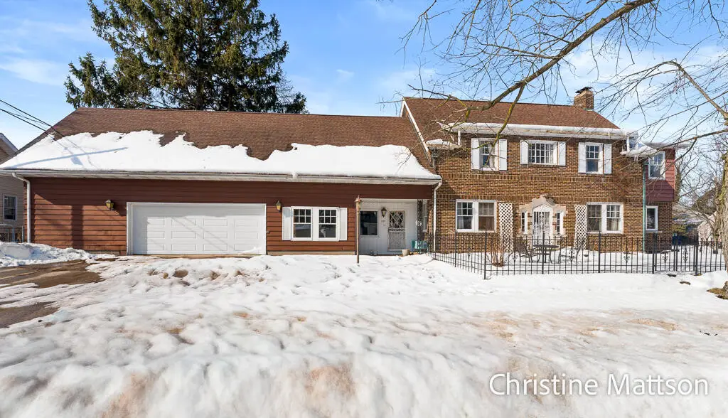 1045 W Dale Avenue, Muskegon, MI 49441 - #1