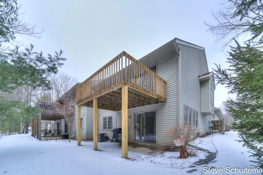 753 Tournament Circle, Norton Shores, MI 49444 - #3