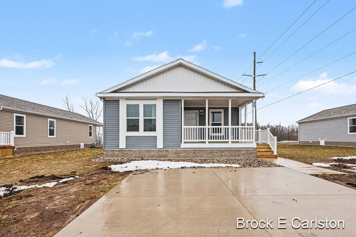 1283 E Ellis Road Unit: 30, Norton Shores, MI 49441 - #1