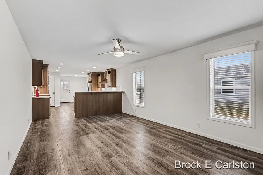 1283 E Ellis Road Unit: 30, Norton Shores, MI 49441 - #3